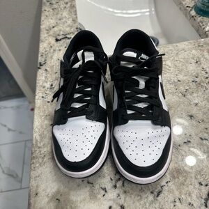 Nike Women’s Black and White Low-Top Sneakers